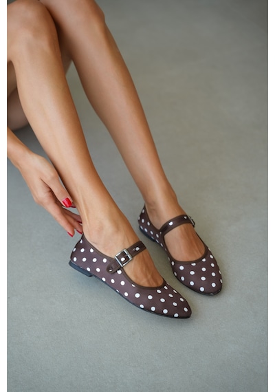 Selin Shoes Celeste Puantiye Desen Düz Taban Ayarlanabilir Toka Detay Kadın Babet- Kahverengi Selin Shoes Celeste Puantiye Desen Düz Taban Ayarlanabilir Toka Detay Kadın Babet- Kahverengi