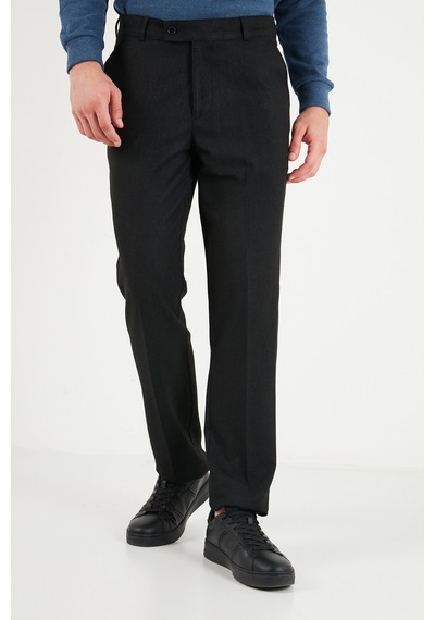 Buratti Normal Bel Regular Fit Düz Paça Pantolon Erkek Pantolon 6843703 Siyah Buratti Normal Bel Regular Fit Düz Paça Pantolon Erkek Pantolon 6843703 Siyah