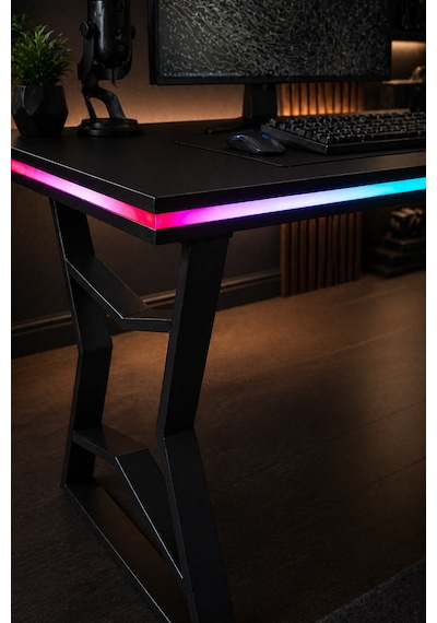 Bilgisayar Masası + Rgb Led 140 77 65 Cm Kumandalı Ve Telefon Kontrollü Siyah