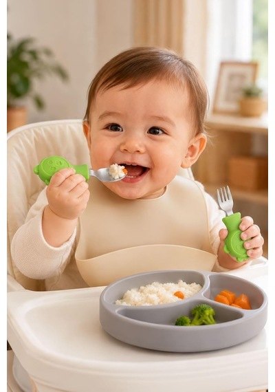 304 Çelik Yeşil Ayıcık Model Bebek Kaşık Ve Çatal Set Cin766ys Çok Renkli