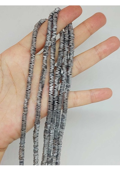 Hematit Taşı Kare Şekilli 1 4mm Dizi 56050 Çok Renkli