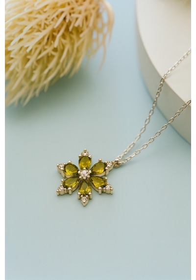 Çekirdekjewelry 925 Ayar Gümüş Zeytinyağı Taşlı Çiçek Kolye Gri