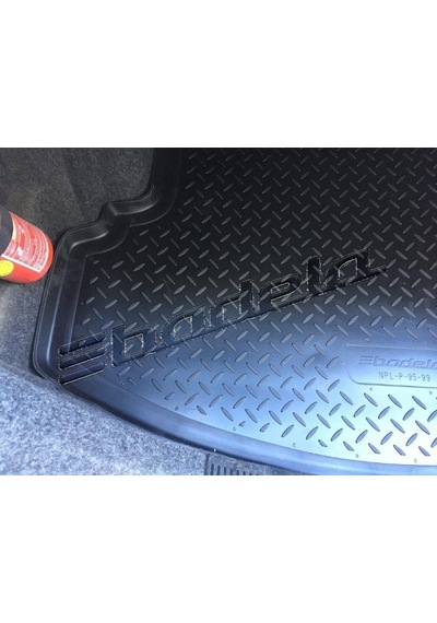2005 Volkswagen Jetta Bagaj Havuzu Araca Özel 3D Badela Marka