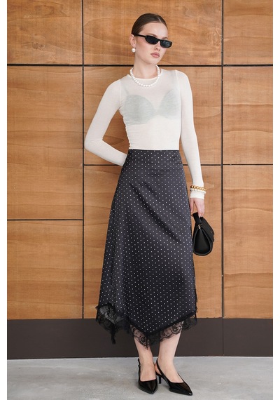 Verymoda Dantel Detaylı Puantiyeli Saten Etek F2077 Siyah