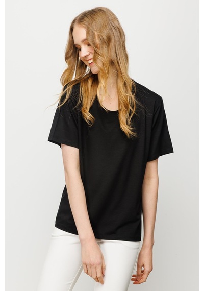 Kadın Sıfır Yaka Basic Penye T-shirt Siyah SIYAH