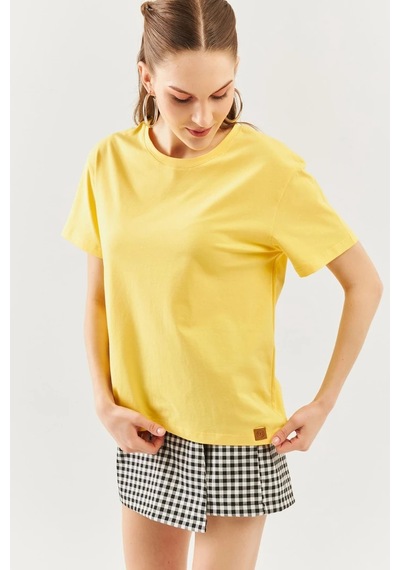 Kadın Oversize Rahat %100 Pamuklu Penye Bisiklet Yaka Kısa Kol Basic T-shirt Sari