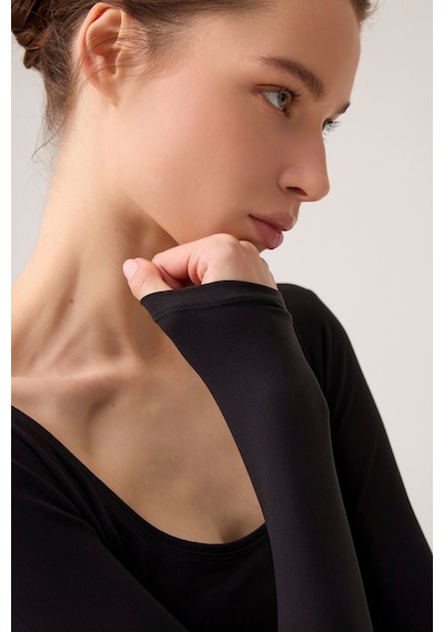Los Ojos X Ece Siyah Uzun Kollu U Yaka Spor Bluz Scoop Neck Top Siyah Siyah