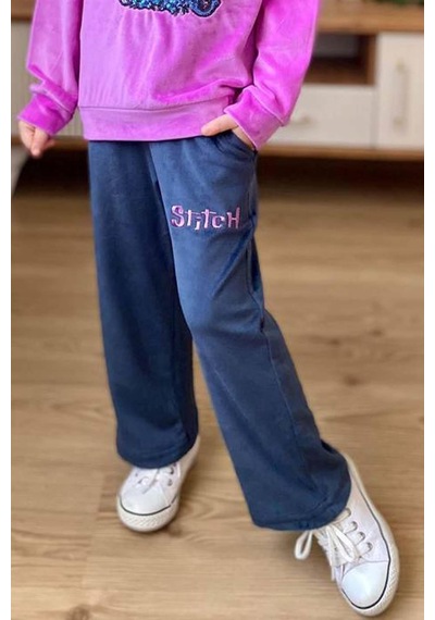 Riccotarz Kız Çocuk Stitch Karakter Baskılı Pullu Sweatshirt Mor Kadife Eşofman Takım Riccotarz Kız Çocuk Stitch Karakter Baskılı Pullu Sweatshirt Mor Kadife Eşofman Takım