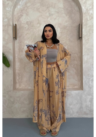 Fashion Cocktail Çiçek Yapraklı Baskılı Oversize Kimono Kaftan Lastikli Pantolon Doğal Gofre Bohem Takım Karamel Fashion Cocktail Çiçek Yapraklı Baskılı Oversize Kimono Kaftan Lastikli Pantolon Doğal Gofre Bohem Takım Karamel