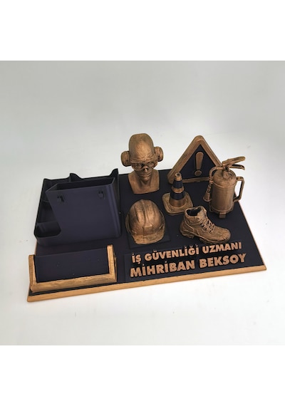 Kişiye Özel İş Güvenliği Uzmanı Masa İsimliği Ve Kartvizitlik Gold - Siyah