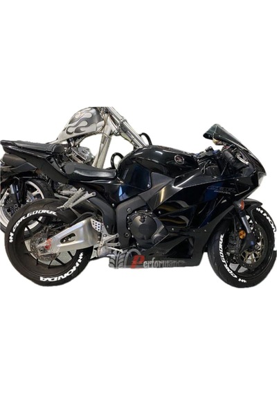 Honda Cbr600rr + Bayrak Lastik Yazısı Lastik Sticker 15-21 İnç