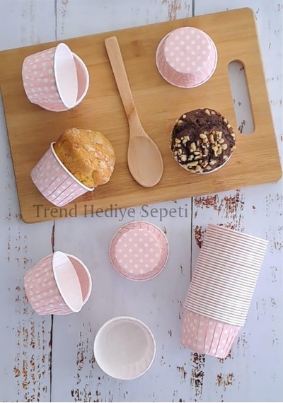 Trend Hediye Sepeti 50'li Açık Pembe Puantiyeli Muffin Kek Kalıbı, Kek Kapsülü Cupcake Kalıbı, Airfr Sku: Smg8690010567857 Açık Gri