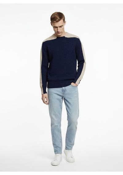 Alpha Studio Lacivert Erkek Bisiklet Yaka Regular Fit Kazak Au-3233c Alpaca Intarsıa Knıt Siyah Alpha Studio Lacivert Erkek Bisiklet Yaka Regular Fit Kazak Au-3233c Alpaca Intarsıa Knıt Siyah