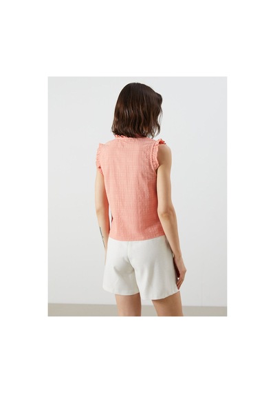 LC Waikiki Alıta Cıty Farkıyla Lcw Vision Pembe Vual Nakışlı Oval Yaka Kolsuz Kadın Bluz Pembe - 931488806 Pembe LC Waikiki Alıta Cıty Farkıyla Lcw Vision Pembe Vual Nakışlı Oval Yaka Kolsuz Kadın Bluz Pembe - 931488806 Pembe