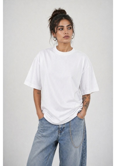 Modivibe Kadın Oversize T-shirt %100 Organik Pamuklu Kalın Dokulu Fit Yuvarlak Yakalı Beyaz Modivibe Kadın Oversize T-shirt %100 Organik Pamuklu Kalın Dokulu Fit Yuvarlak Yakalı Beyaz