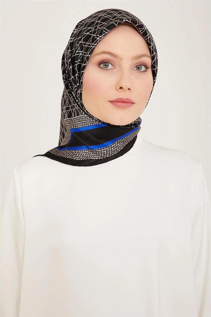 Armine Klasik Desenli Sura İpek Eşarp 24ya9168 89 38 Çok Renkli