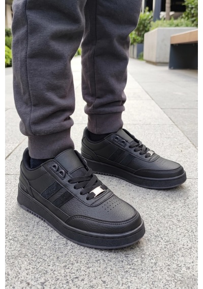 In Step Black Legend Series: Siyah Unısex Çocuk Spor Ayakkabı