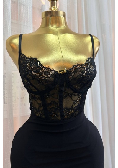 Suısy Moonlight Sonata Siyah Dantel Büstiyerli Fırfırlı Mini Gecelik