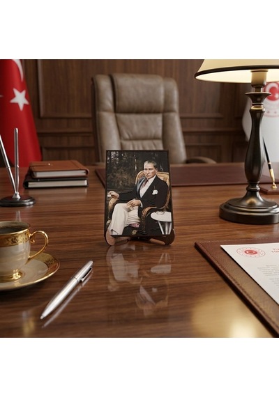 Atatürk Masaüstü Ahşap Tablo - Kabartmalı Baskı Şık Hediyelik 11x16 Cm No 4 3 Parça