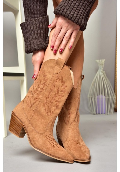 Fox Shoes T267655002 Taba Süet Kalın Topuklu Kadın Bot Taba-Süet Taba