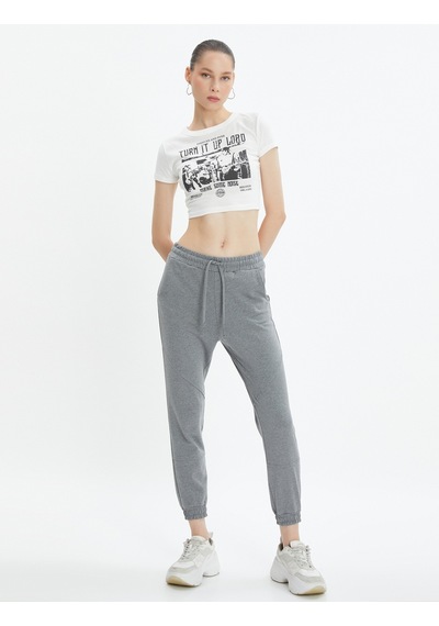 Koton Basic Jogger Eşofman Altı Beli Bağlamalı Cepli Antrasit 4sal40034ık 4SAL40034IK931 Antrasit Koton Basic Jogger Eşofman Altı Beli Bağlamalı Cepli Antrasit 4sal40034ık 4SAL40034IK931 Antrasit