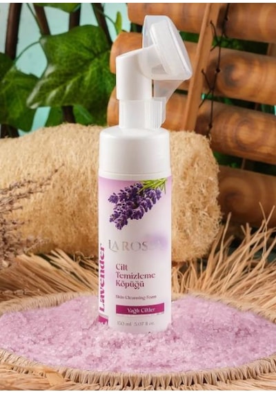Larossa Lavanta Özlü Yağlı Ciltler İçin Yüz Temizleme Köpüğü 150 ML