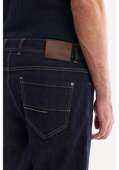 Avva Erkek İndigo Klasik Bel Eskitme Yıkamalı Elastan Madrid Comfort Slim Fit Jean Pantolon A61y3509