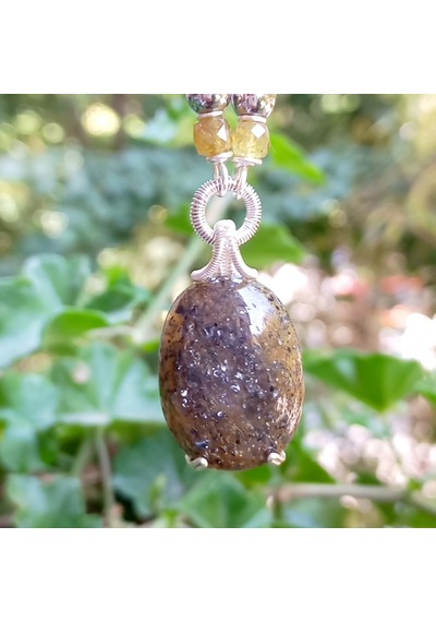2835 Güneş Taşı Pirit Yeşil Garnet Kuvars Hematit Çelik Aparatlı El Yapımı Düğümlü Kolye Çok renkli