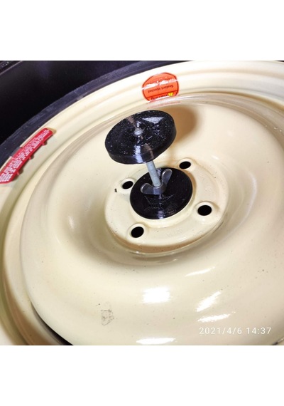 1982-1994 Bmw 3 Serisi Yedek Lastik Tutucusu