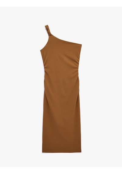 Koton Slim Fit Aksesuar Detaylı Drapeli Midi Boy Tek Omuz Kalem Elbise Kahverengi 6sak80003uk Kahve