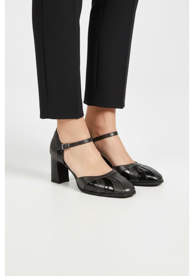 Fox Shoes Y398360103 Siyah Hakiki Deri Kalın Topuklu Kadın Terlik Siyah