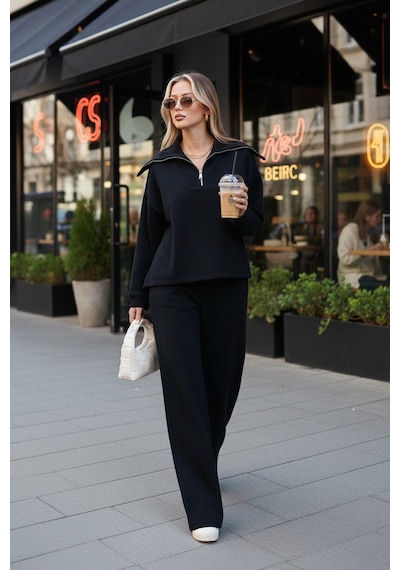 Lela Pamuklu Oversize Fit Yarım Fermuarlı Yaka Uzun Kollu Triko Bayan Takım 68351218 Siyah Lela Pamuklu Oversize Fit Yarım Fermuarlı Yaka Uzun Kollu Triko Bayan Takım 68351218 Siyah