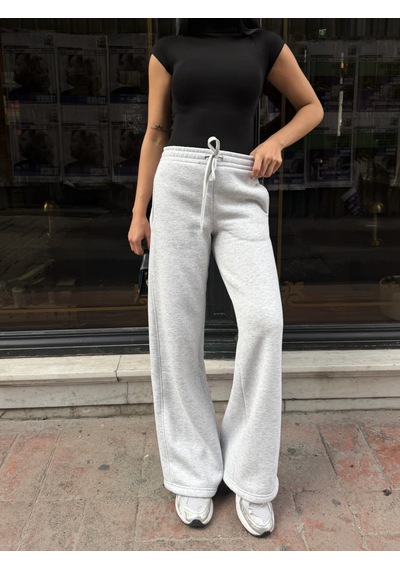 Out Of Standart Kadın Wide-leg Kalıp Beli Lastikli Kordon Detaylı Eşofman Altı Kar Melanj Out Of Standart Kadın Wide-leg Kalıp Beli Lastikli Kordon Detaylı Eşofman Altı Kar Melanj