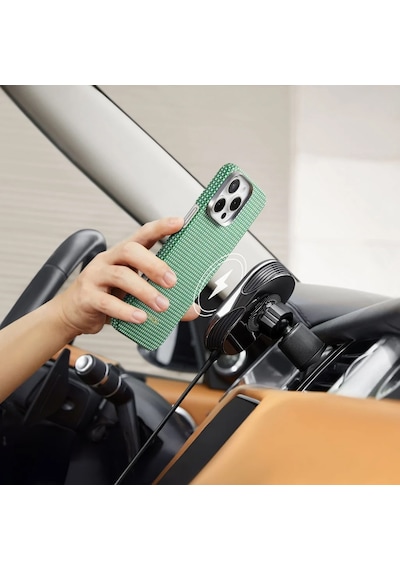 Apple Uyumlu iPhone   16 Pro Kılıf   Magsafe Özellikli Aramid Fiber Pitaka Ultra-slim Classic Serisi Forest Green