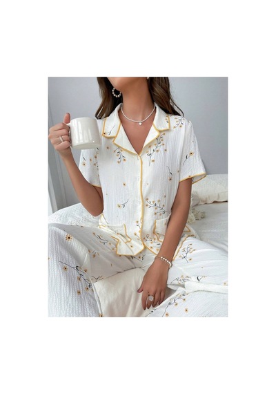 Bella Notte Çiçek Baskılı Cep Detaylı Düğmeli Günlük Pijama Takımı Beyaz
