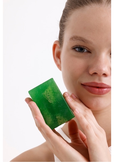 Doğal Kabak Lifli Aloe Vera Sabunu - Shea Yağı İle Zenginleştirilmiş Nem Bombası 130 Gr