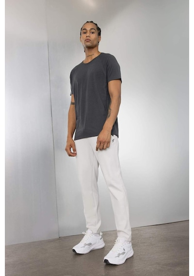 DeFactoFit Standart Fit Bisiklet Yaka Sporcu Kısa Kollu Tişört C9182AX24AUAR231 DeFactoFit Standart Fit Bisiklet Yaka Sporcu Kısa Kollu Tişört C9182AX24AUAR231