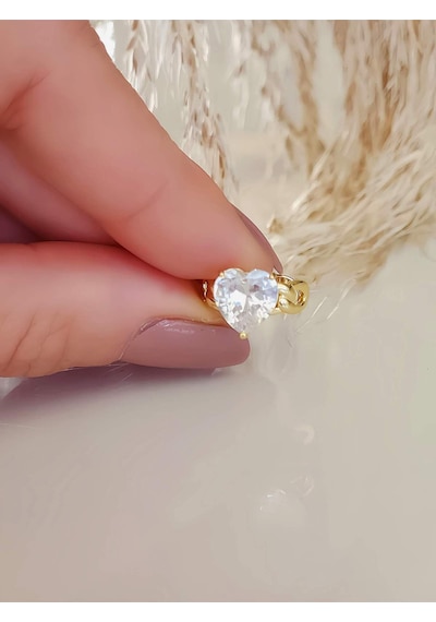 Kalp Model Zirkon Taşlı Model Gold Renkli Kıkırdak Sıkıştırmalı Küpe Earcuff