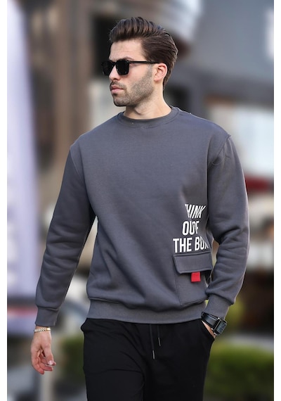 Madmext Füme Bisiklet Yaka Şardonlu Cep Detaylı Baskılı Erkek Sweatshirt 7061 Füme