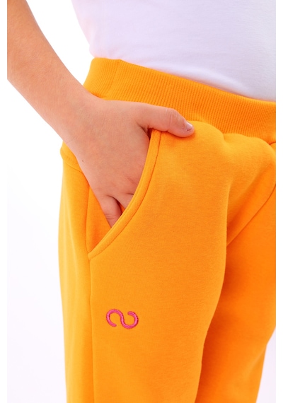 Toontoy Kız Çocuk Beli Paçası Ribanalı Cepli Basic Jogger Eşofman Altı 3 İplik Şardonlu Turuncu Toontoy Kız Çocuk Beli Paçası Ribanalı Cepli Basic Jogger Eşofman Altı 3 İplik Şardonlu Turuncu