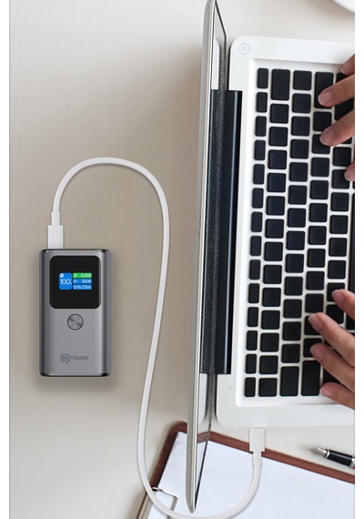 10.000mah Ultra Hızlı Şarj 55w Tft Ekranlı Powerbank - Premium Serisi Gri  -  Siyah