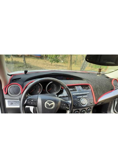 2009-2013 Modellerine Uygun Mazda 3 Torpido Koruma Halısı Siyah Kenar Renk Sarı