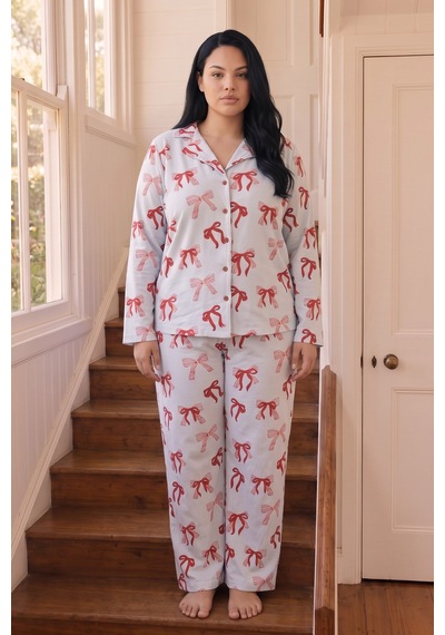 Siyah İnci Desenli Termal Kumaşlı Ultra Soft Yumuşak Büyük Beden Battal Boy Düğmeli Örme Pijama Takımı 26226519 Mavi Siyah İnci Desenli Termal Kumaşlı Ultra Soft Yumuşak Büyük Beden Battal Boy Düğmeli Örme Pijama Takımı 26226519 Mavi