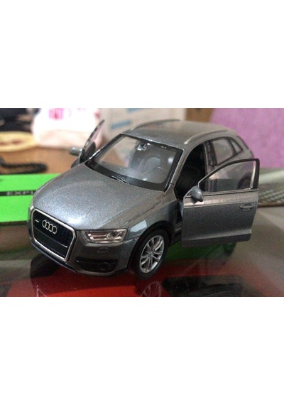 Oyuncak Model Metal Araba 1/36 Çek Bırak Gri Audi Q3 Jeep