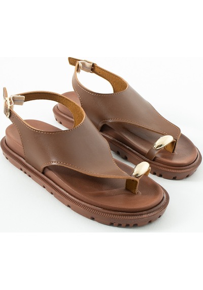 Polomia Comfort Kadın Parmak Arası Metal Detaylı Kalın Taban Flat Sandalet Taba Polomia Comfort Kadın Parmak Arası Metal Detaylı Kalın Taban Flat Sandalet Taba