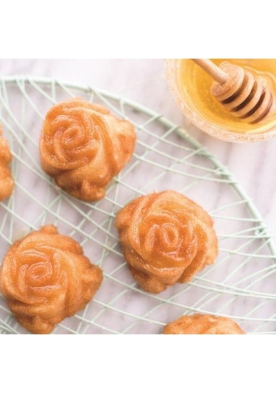 Nordicware 6 Lı Mini Gül Kek Kalıbı - Platin