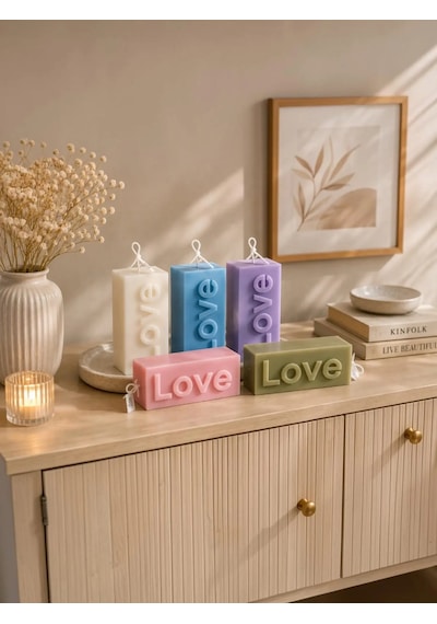 Mumelia Love Yazılı - Doğal Soya Blok Dekoratif Mum - Mor