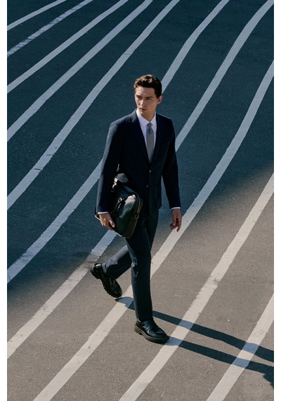 Altınyıldız Classıcs Lımıted Edıtıon Erkek Lacı Yünlü Slim Fit Dar Kesim Kırlangıç Yaka Kapak Cepli Çizgili Esnek Takım Elbise Altınyıldız Classıcs Lımıted Edıtıon Erkek Lacı Yünlü Slim Fit Dar Kesim Kırlangıç Yaka Kapak Cepli Çizgili Esnek Takım Elbise