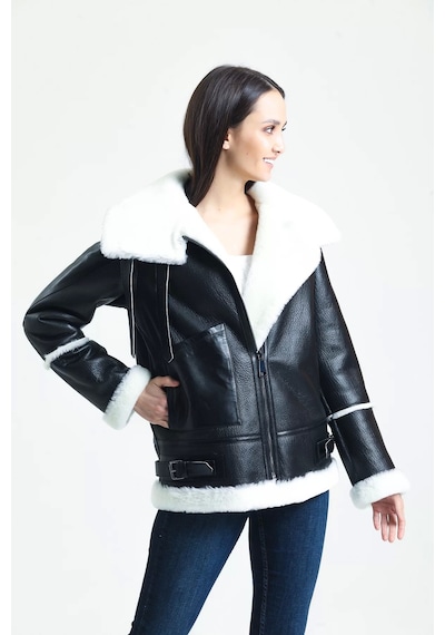 M M Marki Marki Kadın Siyah Deri Mont, Beyaz Kürklü, Balıkçı Yaka, Oversize Model, Şık Ve Sıcak Tasarım - 105222 Siyahbeyaz