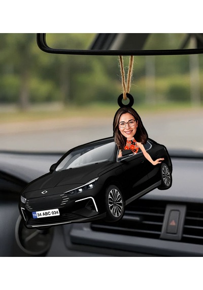 Bk Gift Kişiye Özel Kadın Oltu Renk Togg Karikatürlü Ahşap Plakalı Araba Dikiz Ayna Süsü-1 , Arkadaşa Hediye, Sevgiliye Hediye, Araba Hediyesi Kobitme